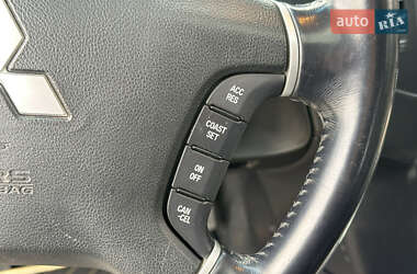 Внедорожник / Кроссовер Mitsubishi Pajero 2008 в 