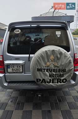 Внедорожник / Кроссовер Mitsubishi Pajero 2007 в 