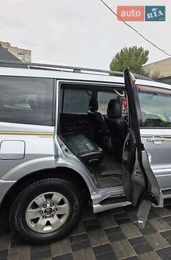 Внедорожник / Кроссовер Mitsubishi Pajero 2007 в 