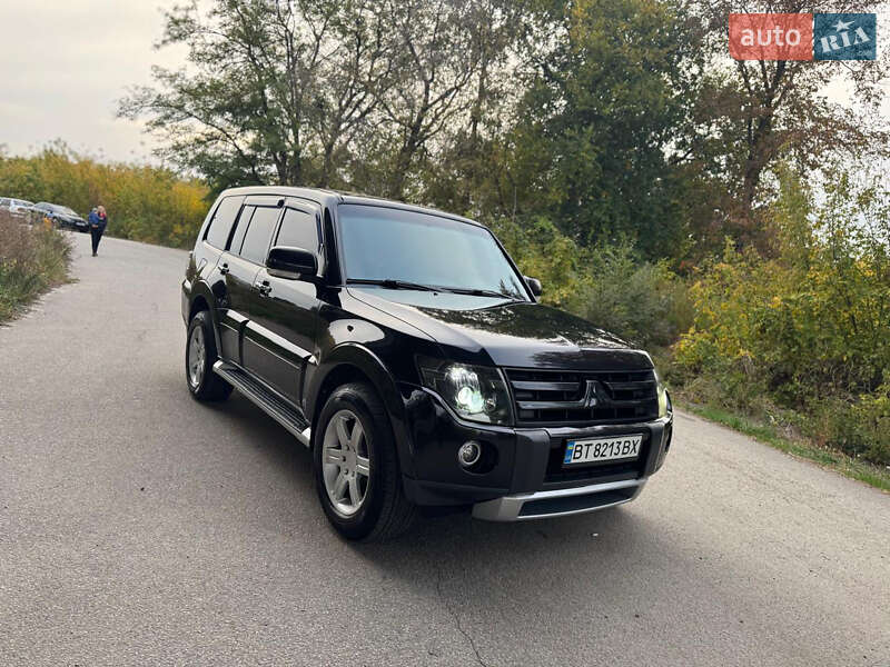 Внедорожник / Кроссовер Mitsubishi Pajero 2008 в Запорожье фото 8 Внедорожник / Кроссовер Mitsubishi Pajero 2008 в Запорожье