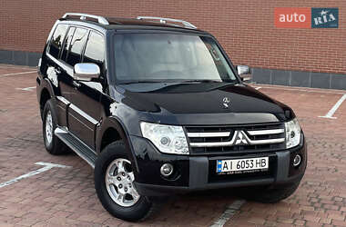 Внедорожник / Кроссовер Mitsubishi Pajero 2007 в 