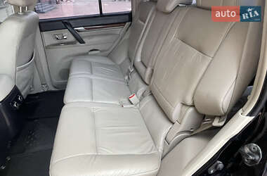 Внедорожник / Кроссовер Mitsubishi Pajero 2007 в 