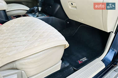 Внедорожник / Кроссовер Mitsubishi Pajero 2008 в 