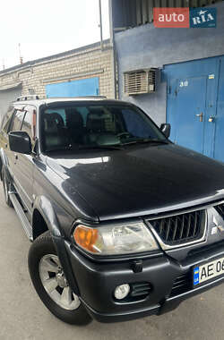 Внедорожник / Кроссовер Mitsubishi Pajero 2006 в 