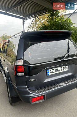 Внедорожник / Кроссовер Mitsubishi Pajero 2006 в 