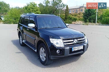 Позашляховик / Кросовер Mitsubishi Pajero 2007 в  фото 7 Позашляховик / Кросовер Mitsubishi Pajero 2007 в