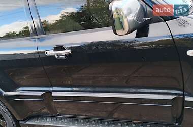 Внедорожник / Кроссовер Mitsubishi Pajero 2006 в 