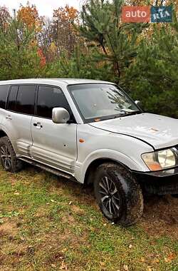 Внедорожник / Кроссовер Mitsubishi Pajero 2002 в Сумах