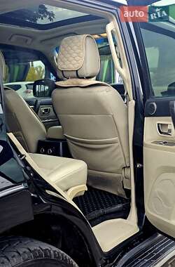 Внедорожник / Кроссовер Mitsubishi Pajero 2009 в 