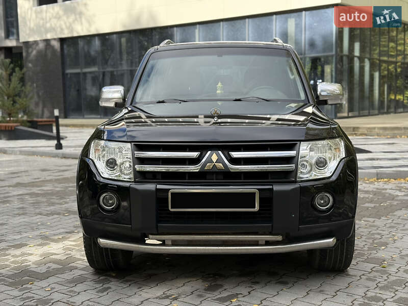 Внедорожник / Кроссовер Mitsubishi Pajero 2008 в Тернополе фото 3 Внедорожник / Кроссовер Mitsubishi Pajero 2008 в Тернополе