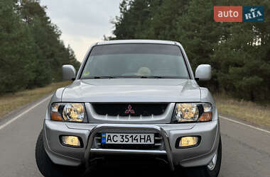 Позашляховик / Кросовер Mitsubishi Pajero 2002 в  фото 2 Позашляховик / Кросовер Mitsubishi Pajero 2002 в
