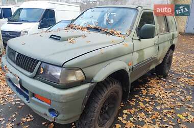 Позашляховик / Кросовер Mitsubishi Pajero 1999 в Києві