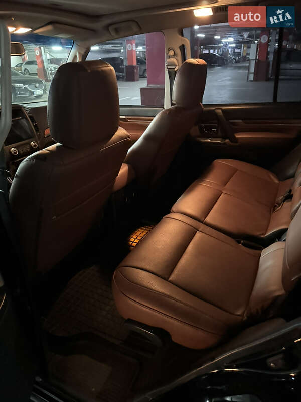 Позашляховик / Кросовер Mitsubishi Pajero 2008 в Києві фото 9 Позашляховик / Кросовер Mitsubishi Pajero 2008 в Києві