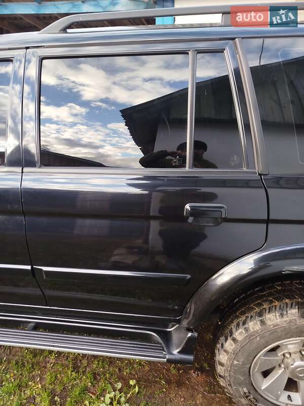 Внедорожник / Кроссовер Mitsubishi Pajero 2008 в Овруче