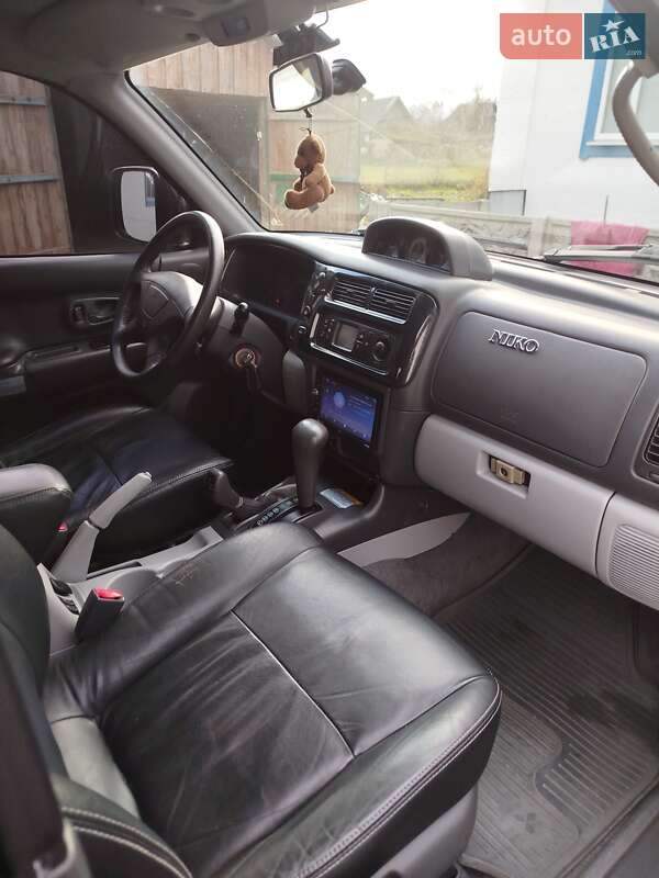 Внедорожник / Кроссовер Mitsubishi Pajero 2008 в Овруче