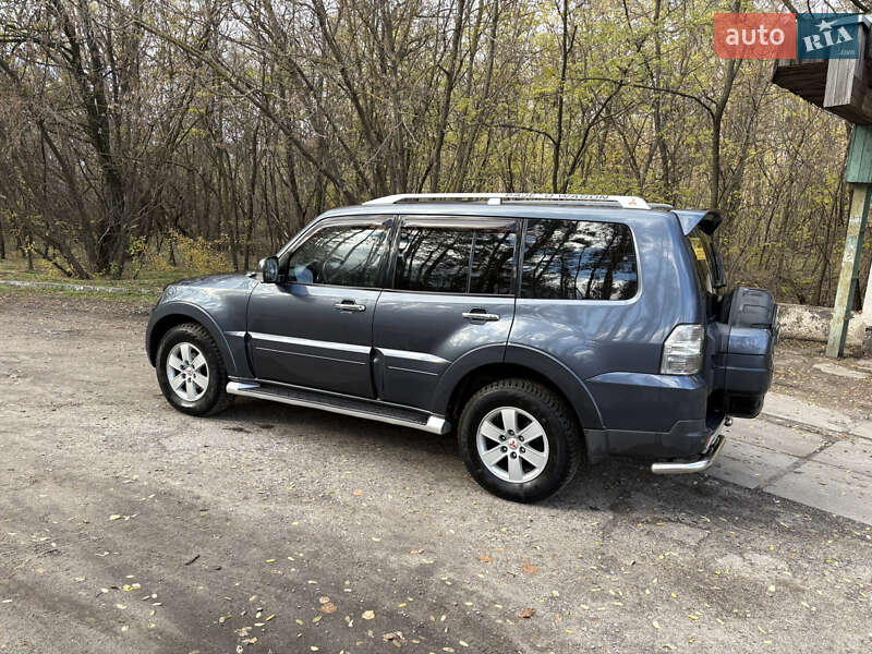 Внедорожник / Кроссовер Mitsubishi Pajero 2008 в Чугуеве фото 8 Внедорожник / Кроссовер Mitsubishi Pajero 2008 в Чугуеве