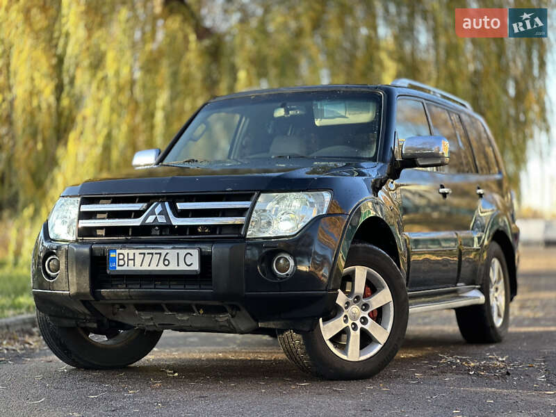 Внедорожник / Кроссовер Mitsubishi Pajero 2007 в Киеве