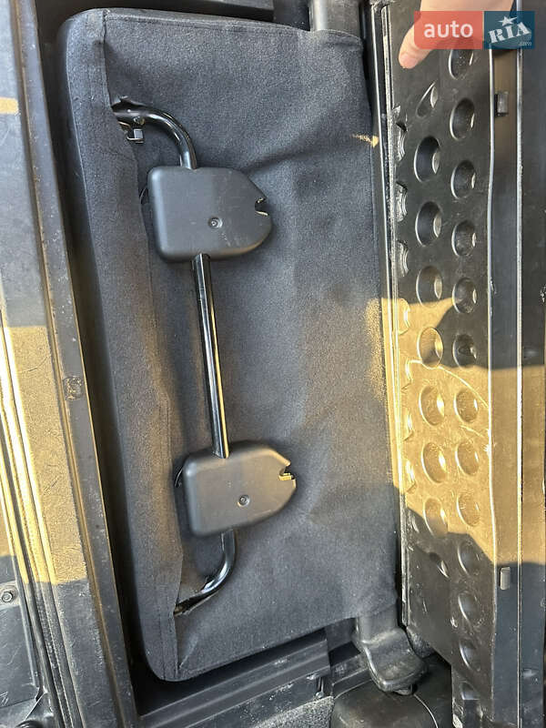 Внедорожник / Кроссовер Mitsubishi Pajero 2005 в Владимире