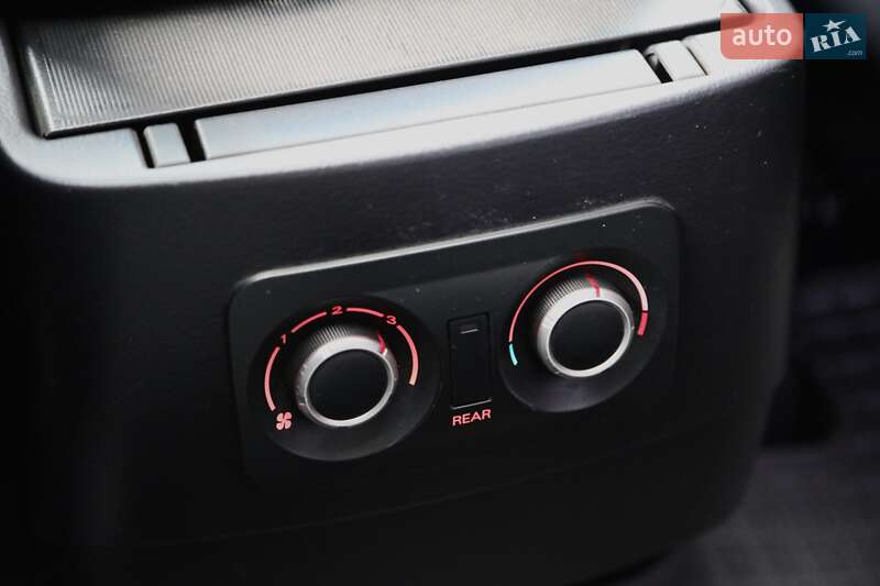 Позашляховик / Кросовер Mitsubishi Pajero 2008 в Харкові