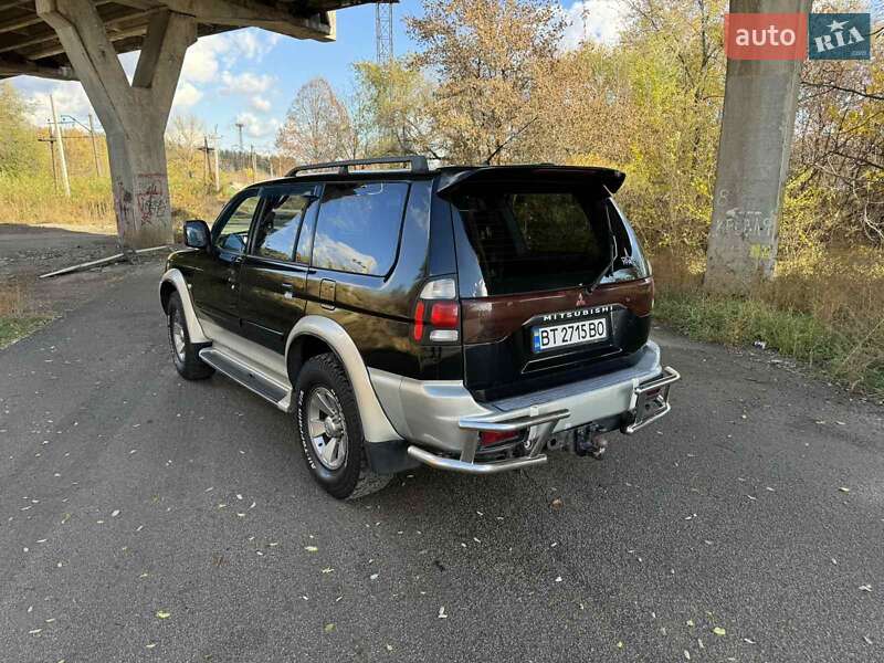 Внедорожник / Кроссовер Mitsubishi Pajero 2004 в Днепре