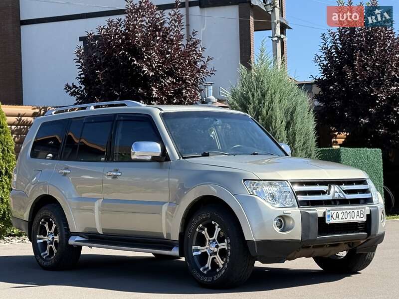 Внедорожник / Кроссовер Mitsubishi Pajero 2008 в Борисполе фото 23 Внедорожник / Кроссовер Mitsubishi Pajero 2008 в Борисполе