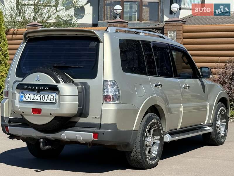 Внедорожник / Кроссовер Mitsubishi Pajero 2008 в Борисполе фото 44 Внедорожник / Кроссовер Mitsubishi Pajero 2008 в Борисполе