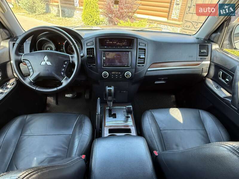 Внедорожник / Кроссовер Mitsubishi Pajero 2008 в Борисполе фото 72 Внедорожник / Кроссовер Mitsubishi Pajero 2008 в Борисполе