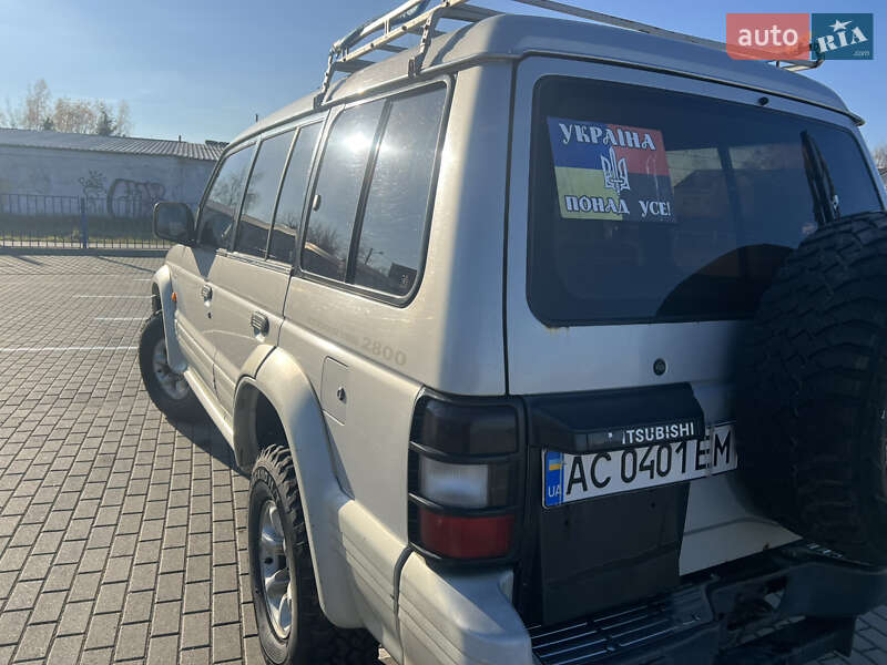 Позашляховик / Кросовер Mitsubishi Pajero 1996 в Нововолинську фото 4 Позашляховик / Кросовер Mitsubishi Pajero 1996 в Нововолинську