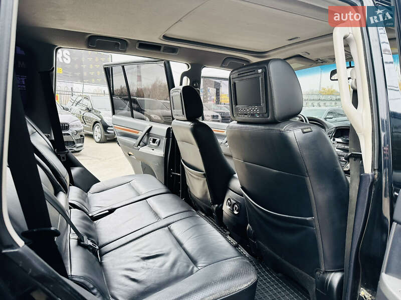 Внедорожник / Кроссовер Mitsubishi Pajero 2007 в Харькове