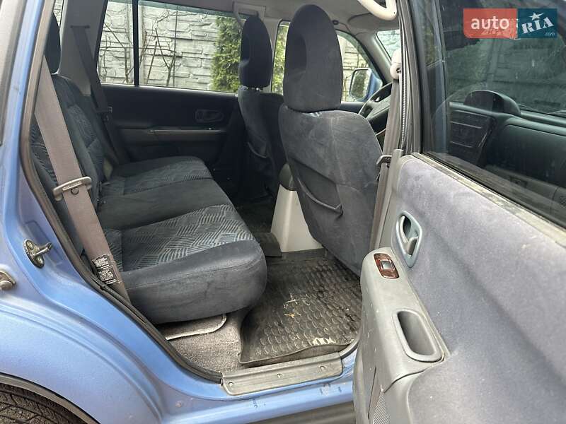 Позашляховик / Кросовер Mitsubishi Pajero 2001 в Києві