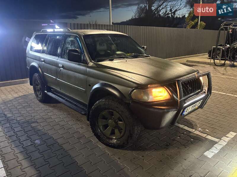 Внедорожник / Кроссовер Mitsubishi Pajero 2004 в Киеве фото Внедорожник / Кроссовер Mitsubishi Pajero 2004 в Киеве