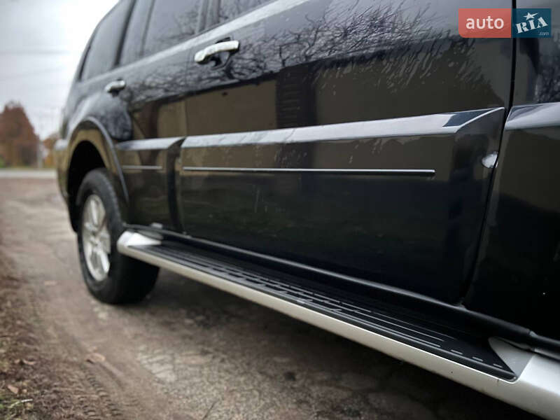Внедорожник / Кроссовер Mitsubishi Pajero 2007 в Чернигове фото 4 Внедорожник / Кроссовер Mitsubishi Pajero 2007 в Чернигове