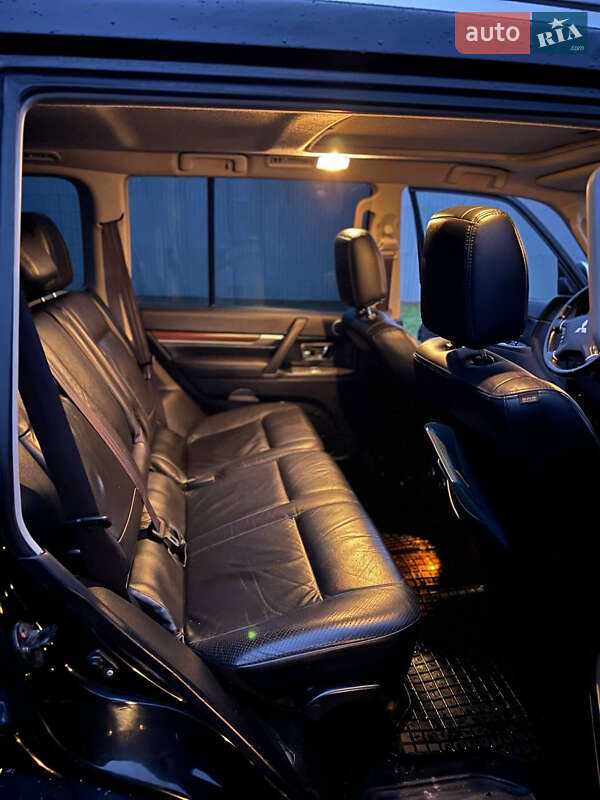 Внедорожник / Кроссовер Mitsubishi Pajero 2007 в Чернигове фото 11 Внедорожник / Кроссовер Mitsubishi Pajero 2007 в Чернигове
