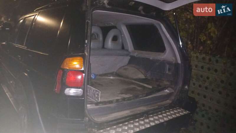 Позашляховик / Кросовер Mitsubishi Pajero 2003 в Житомирі