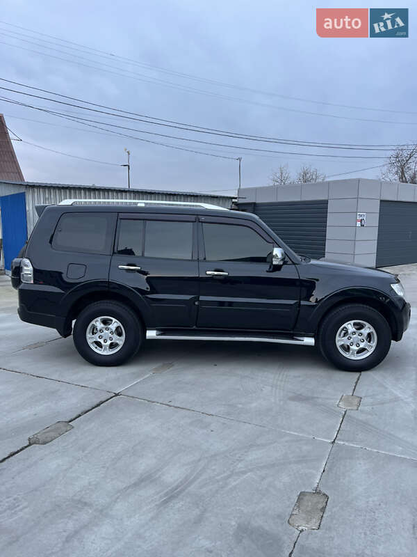 Позашляховик / Кросовер Mitsubishi Pajero 2007 в Білій Церкві