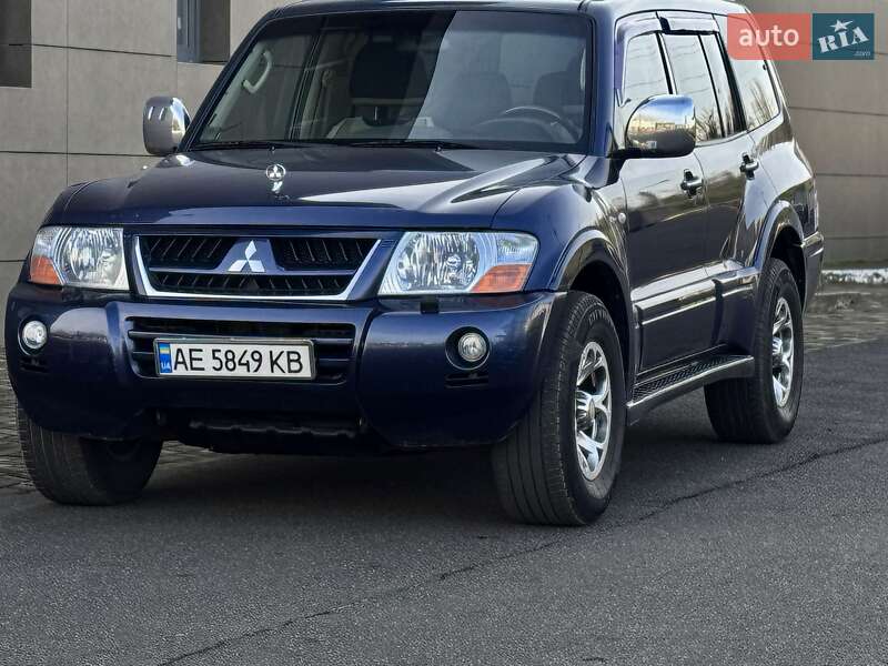 Позашляховик / Кросовер Mitsubishi Pajero 2006 в Кривому Розі