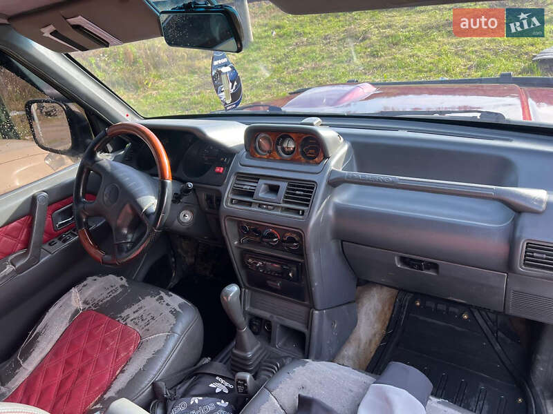 Позашляховик / Кросовер Mitsubishi Pajero 1994 в Бедевлі фото 32 Позашляховик / Кросовер Mitsubishi Pajero 1994 в Бедевлі