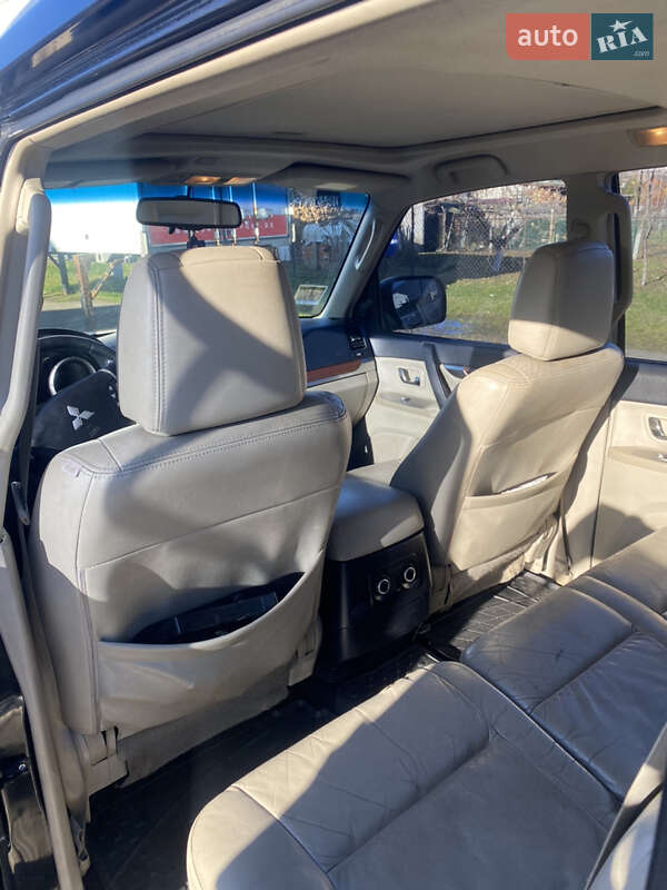 Позашляховик / Кросовер Mitsubishi Pajero 2007 в Стрию