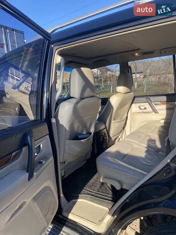 Позашляховик / Кросовер Mitsubishi Pajero 2007 в Стрию