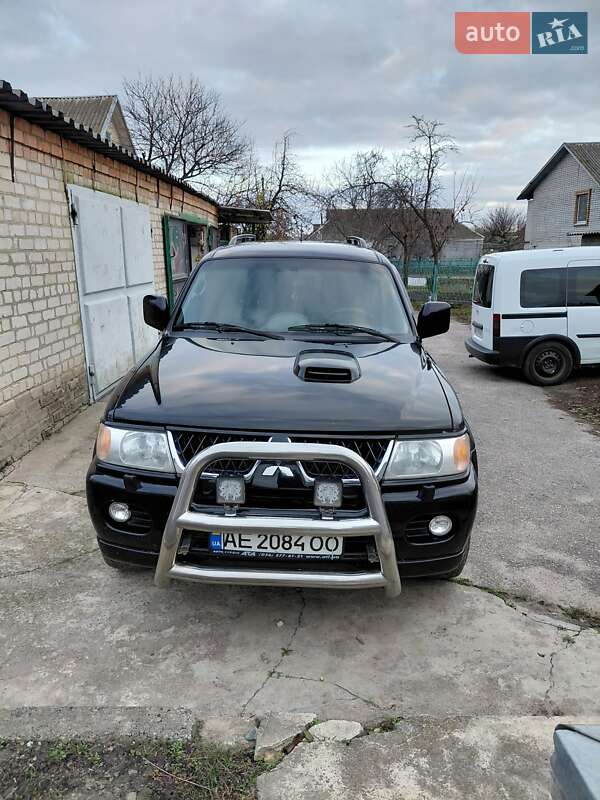 Внедорожник / Кроссовер Mitsubishi Pajero 2008 в Днепре