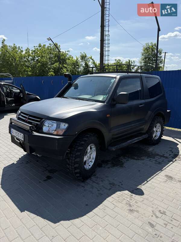 Внедорожник / Кроссовер Mitsubishi Pajero 2000 в Жовкве
