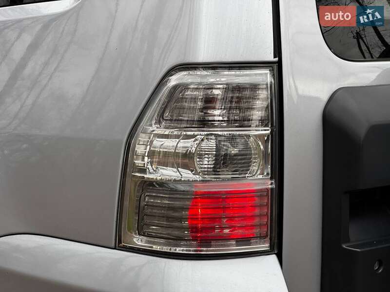 Внедорожник / Кроссовер Mitsubishi Pajero 2008 в Ахтырке