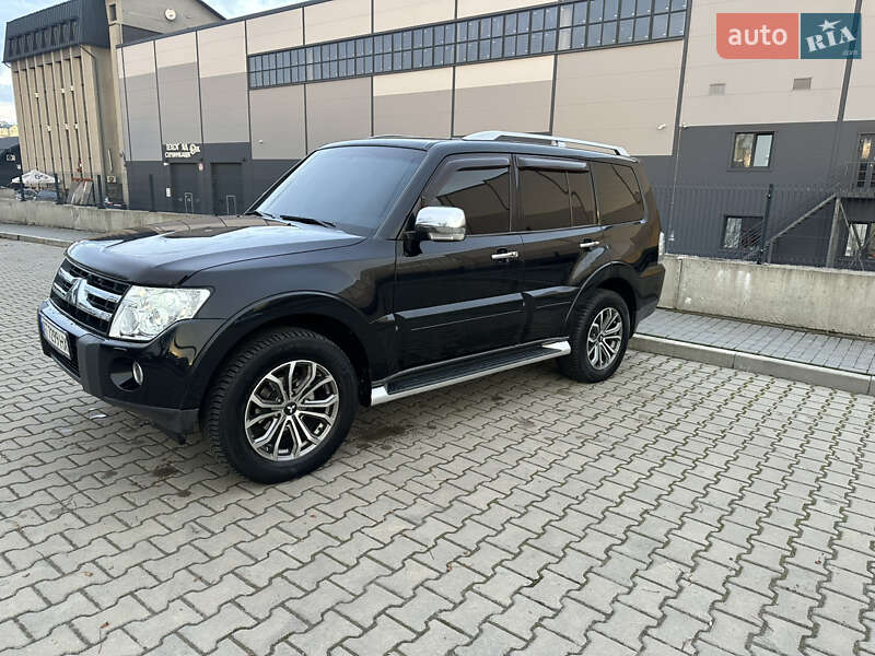 Позашляховик / Кросовер Mitsubishi Pajero 2008 в Івано-Франківську