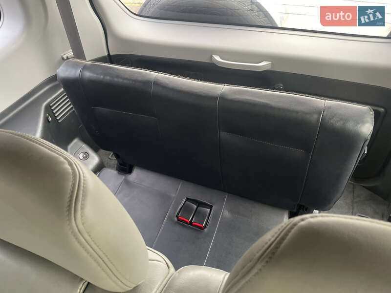 Позашляховик / Кросовер Mitsubishi Pajero 2006 в Львові