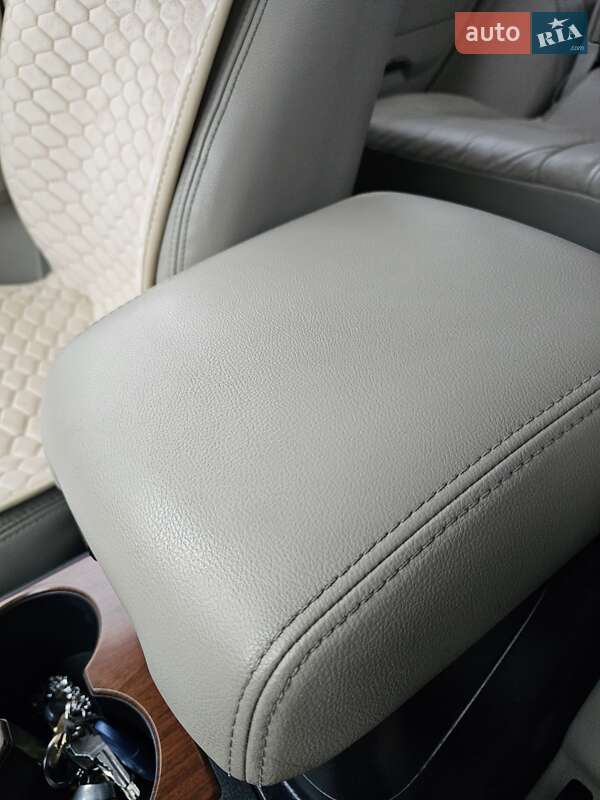 Позашляховик / Кросовер Mitsubishi Pajero 2007 в Харкові