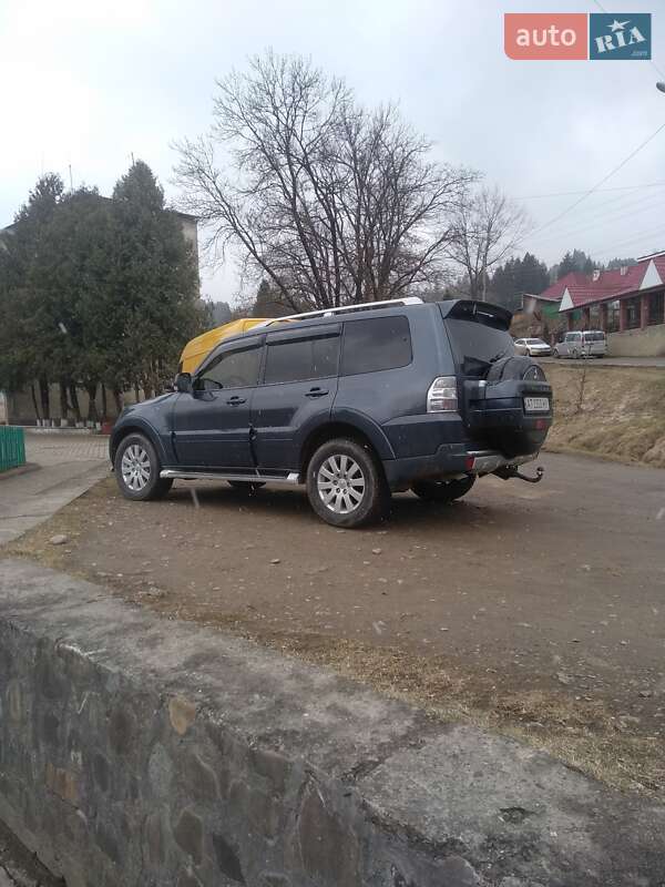 Внедорожник / Кроссовер Mitsubishi Pajero 2008 в Путиле