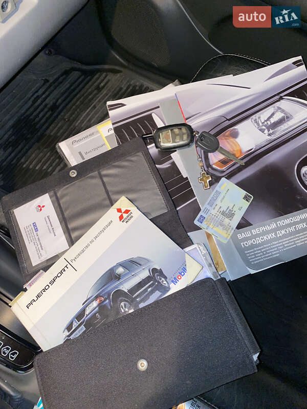 Позашляховик / Кросовер Mitsubishi Pajero 2006 в Сокирянах