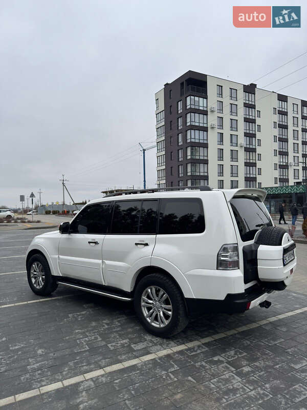 Внедорожник / Кроссовер Mitsubishi Pajero 2007 в Львове