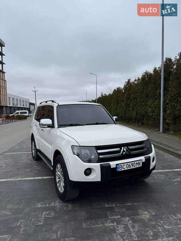 Внедорожник / Кроссовер Mitsubishi Pajero 2007 в Львове