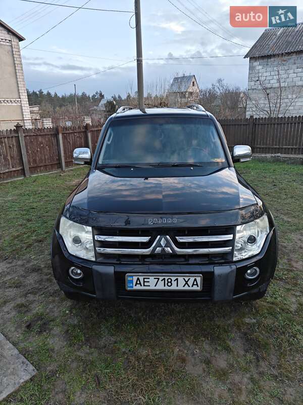 Внедорожник / Кроссовер Mitsubishi Pajero 2008 в Днепре